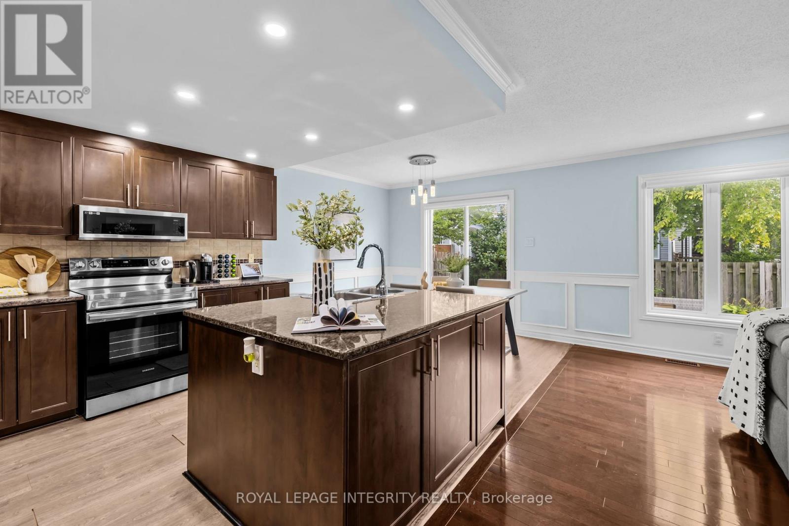 506 Southfield Way, Ottawa, Ontario  K4A 0H2 - Photo 14 - X12430951