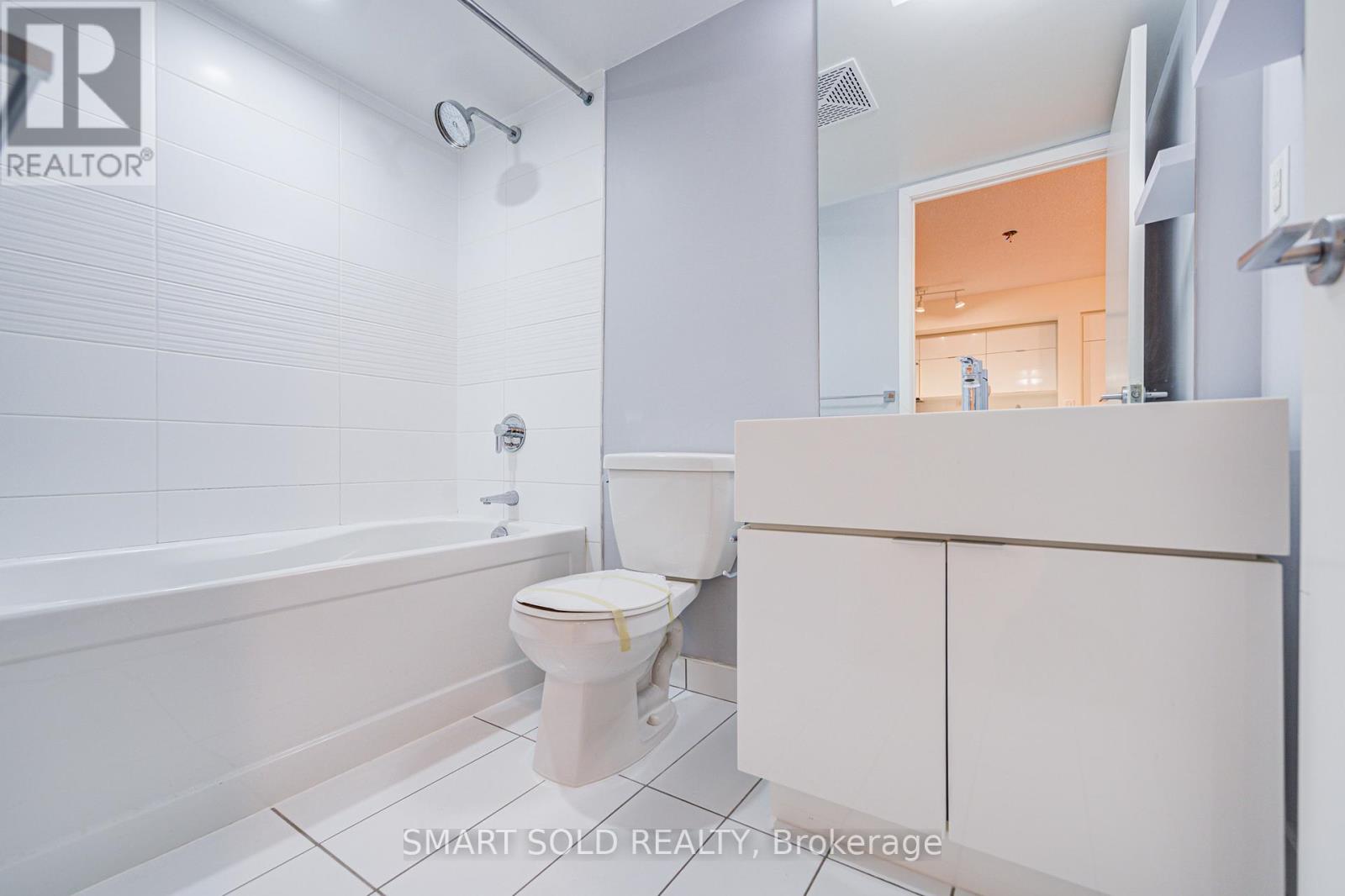 736 - 151 Dan Leckie Way, Toronto, Ontario  M5V 4B2 - Photo 10 - C12430953