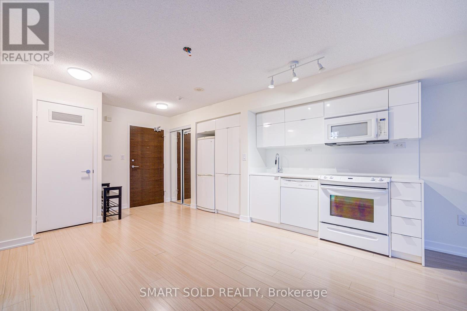 736 - 151 Dan Leckie Way, Toronto, Ontario  M5V 4B2 - Photo 5 - C12430953