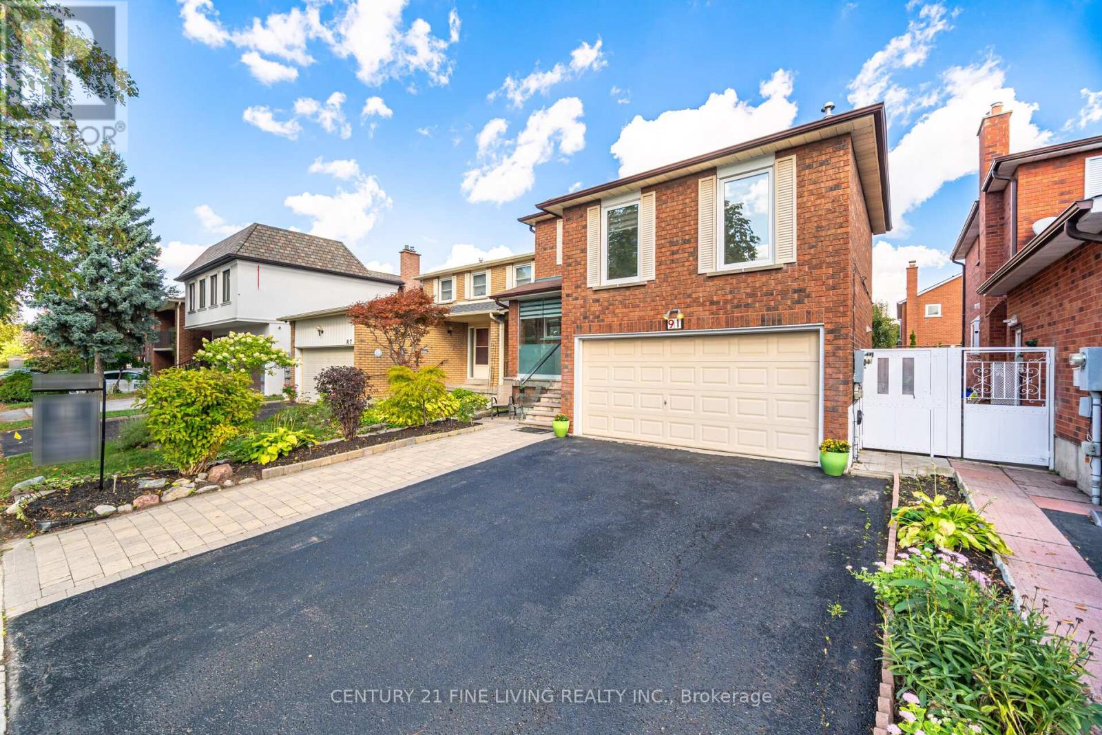 91 Wade Gate, Vaughan, Ontario  L4J 5X5 - Photo 4 - N12430954