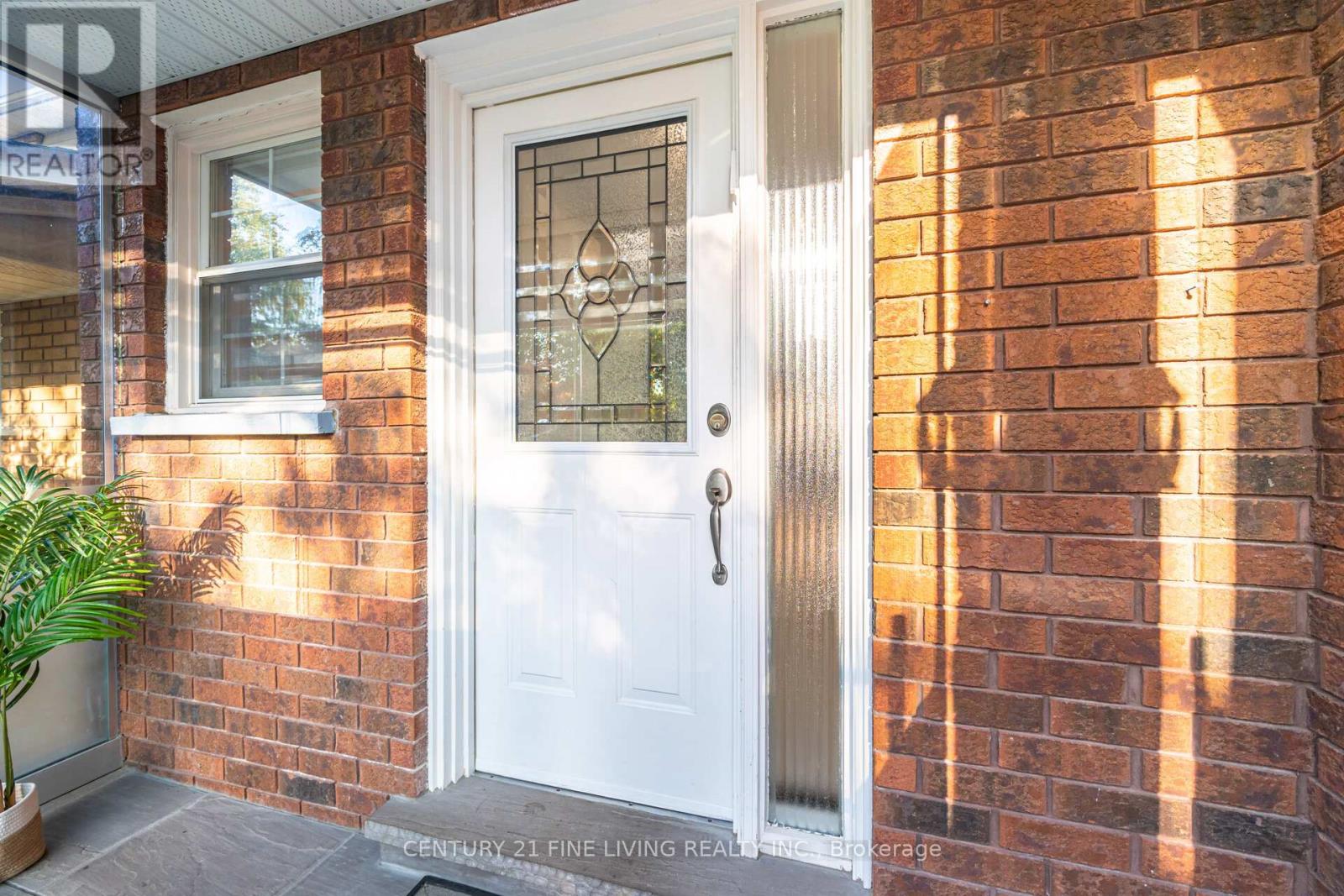 91 Wade Gate, Vaughan, Ontario  L4J 5X5 - Photo 6 - N12430954