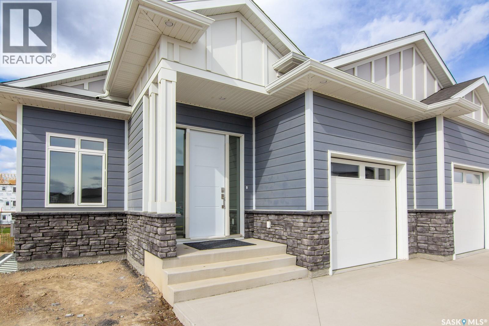 423 Sharma Crescent, Saskatoon, Saskatchewan  S7W 1K7 - Photo 2 - SK019534