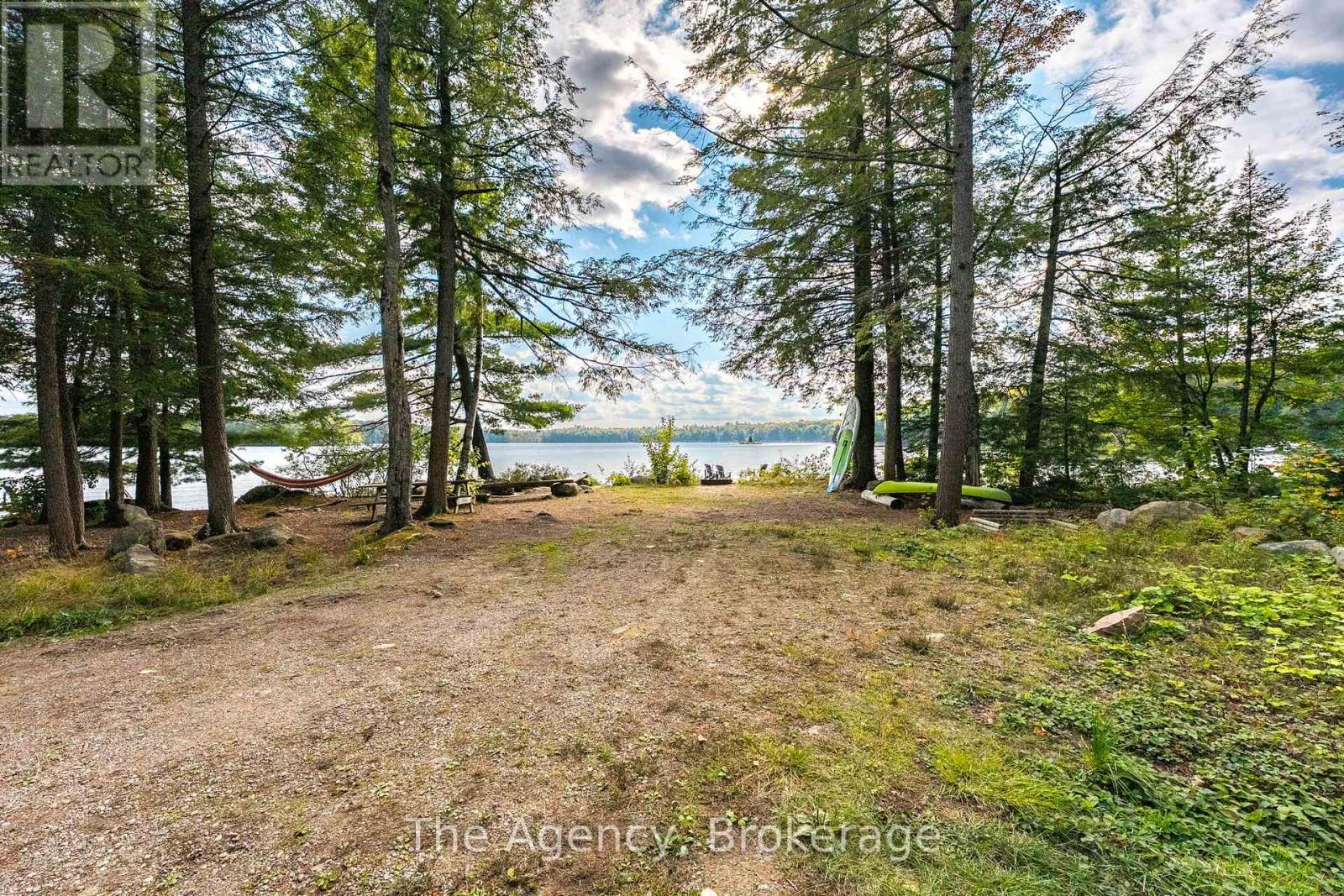 1032 Lakeshore Drive S, Bracebridge, Ontario  P1L 1X3 - Photo 36 - X12410008