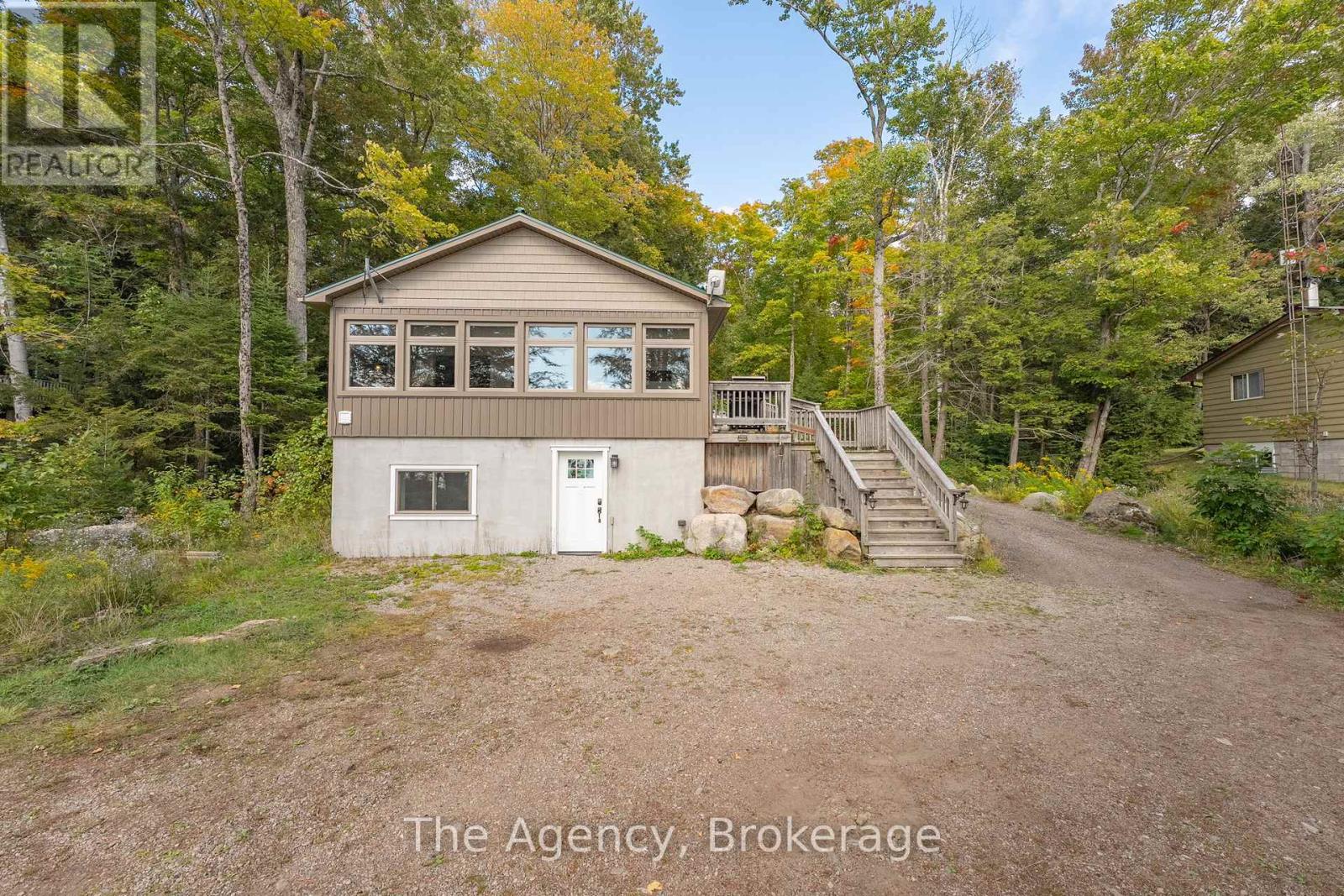 1032 Lakeshore Drive S, Bracebridge, Ontario  P1L 1X3 - Photo 34 - X12410008