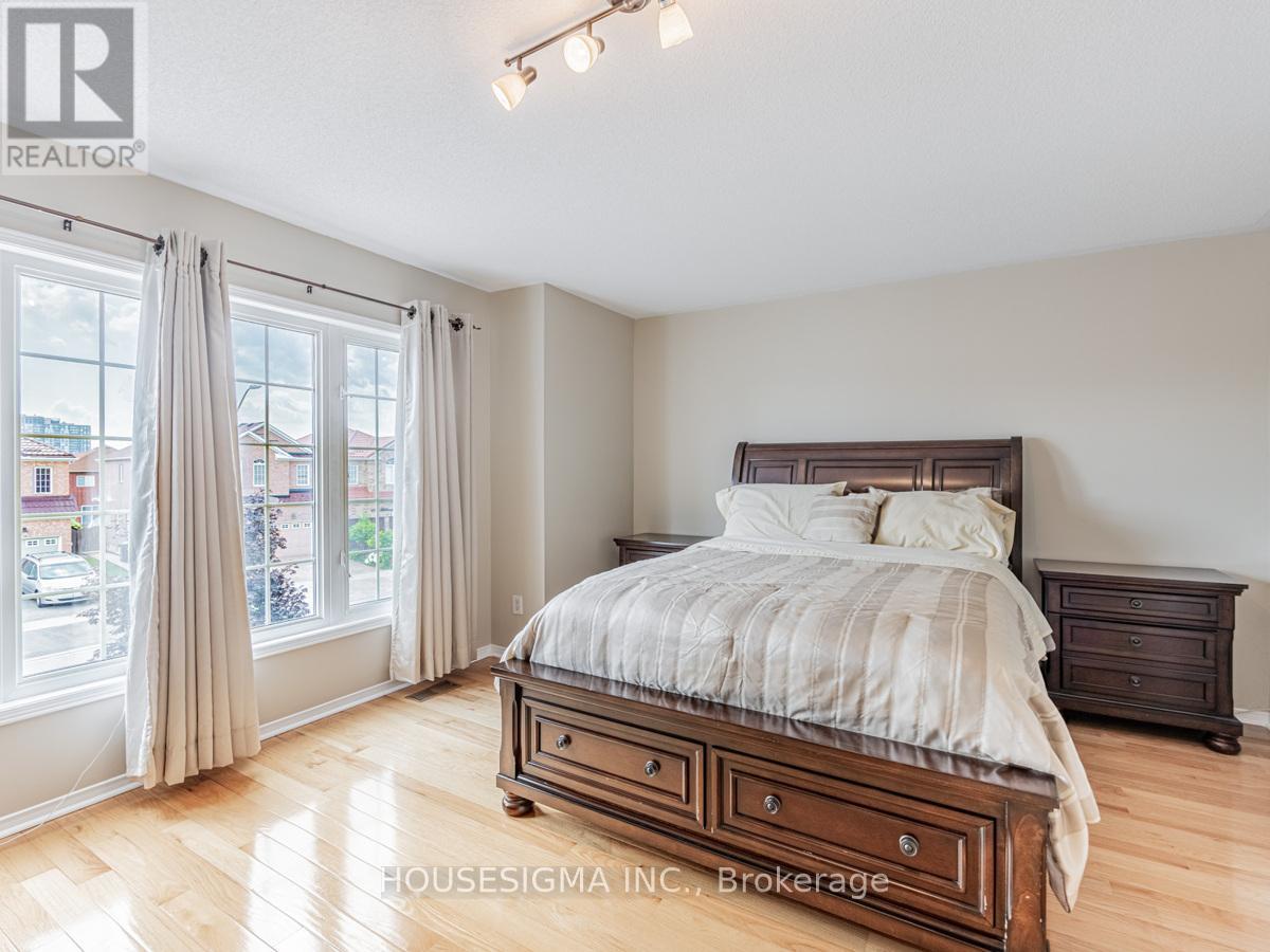 415 Hillbury Drive, Mississauga, Ontario  L5R 0B2 - Photo 31 - W12430962