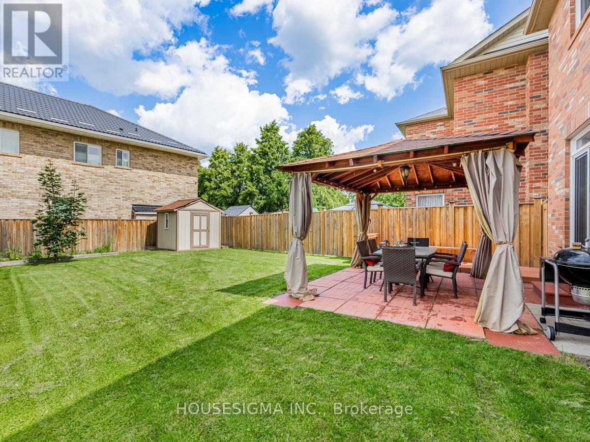 415 Hillbury Drive, Mississauga, Ontario  L5R 0B2 - Photo 38 - W12430962