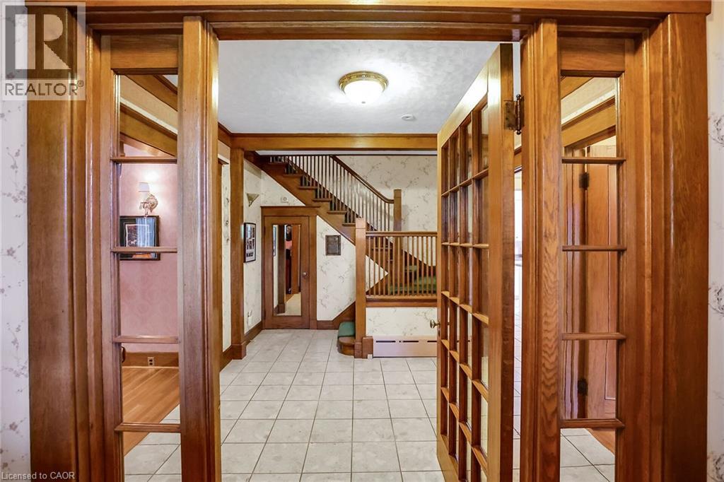 102 Main Street E, Grimsby, Ontario  L3M 1N8 - Photo 19 - 40766510