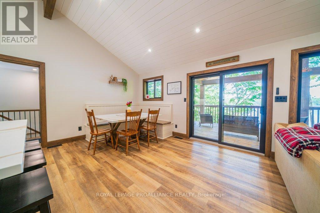 1202 Rocky Lane, Frontenac, Ontario  K0H 1K0 - Photo 13 - X12430969