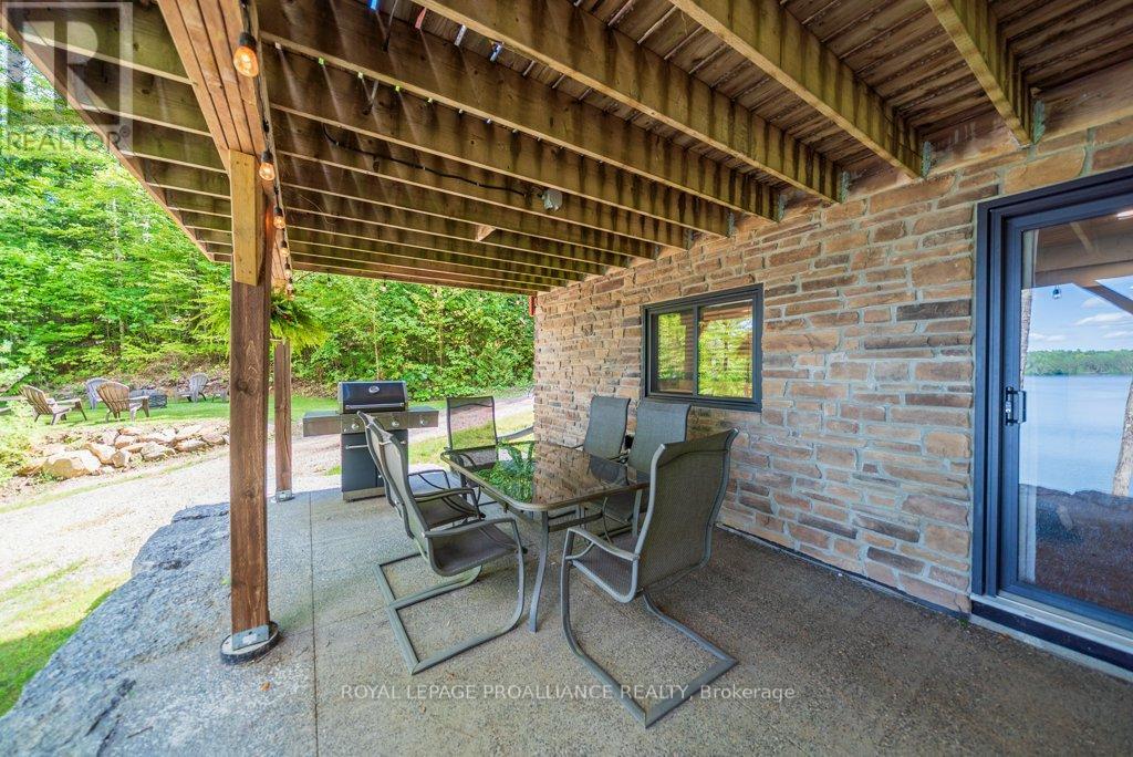 1202 Rocky Lane, Frontenac, Ontario  K0H 1K0 - Photo 32 - X12430969