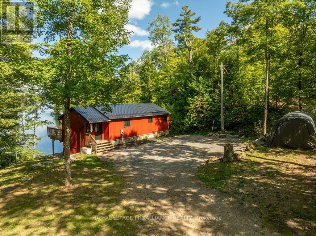 1202 Rocky Lane, Frontenac, Ontario  K0H 1K0 - Photo 5 - X12430969
