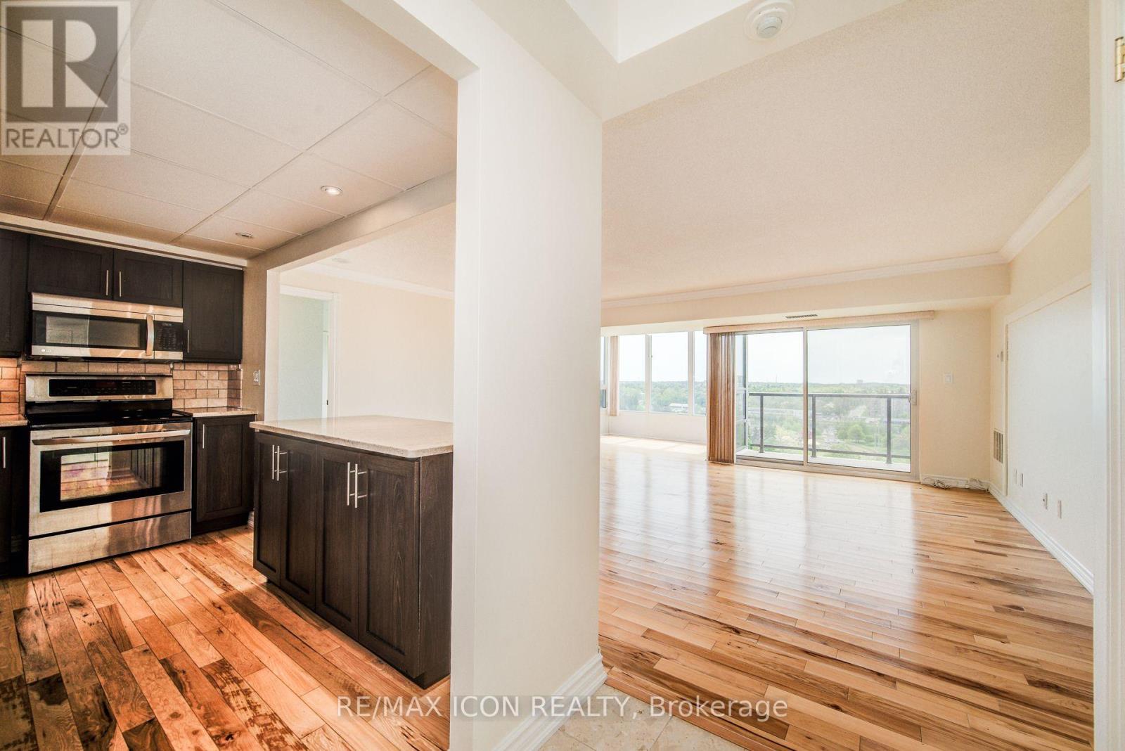 901 - 237 King Street W, Cambridge, Ontario  N3H 5L2 - Photo 12 - X12430961