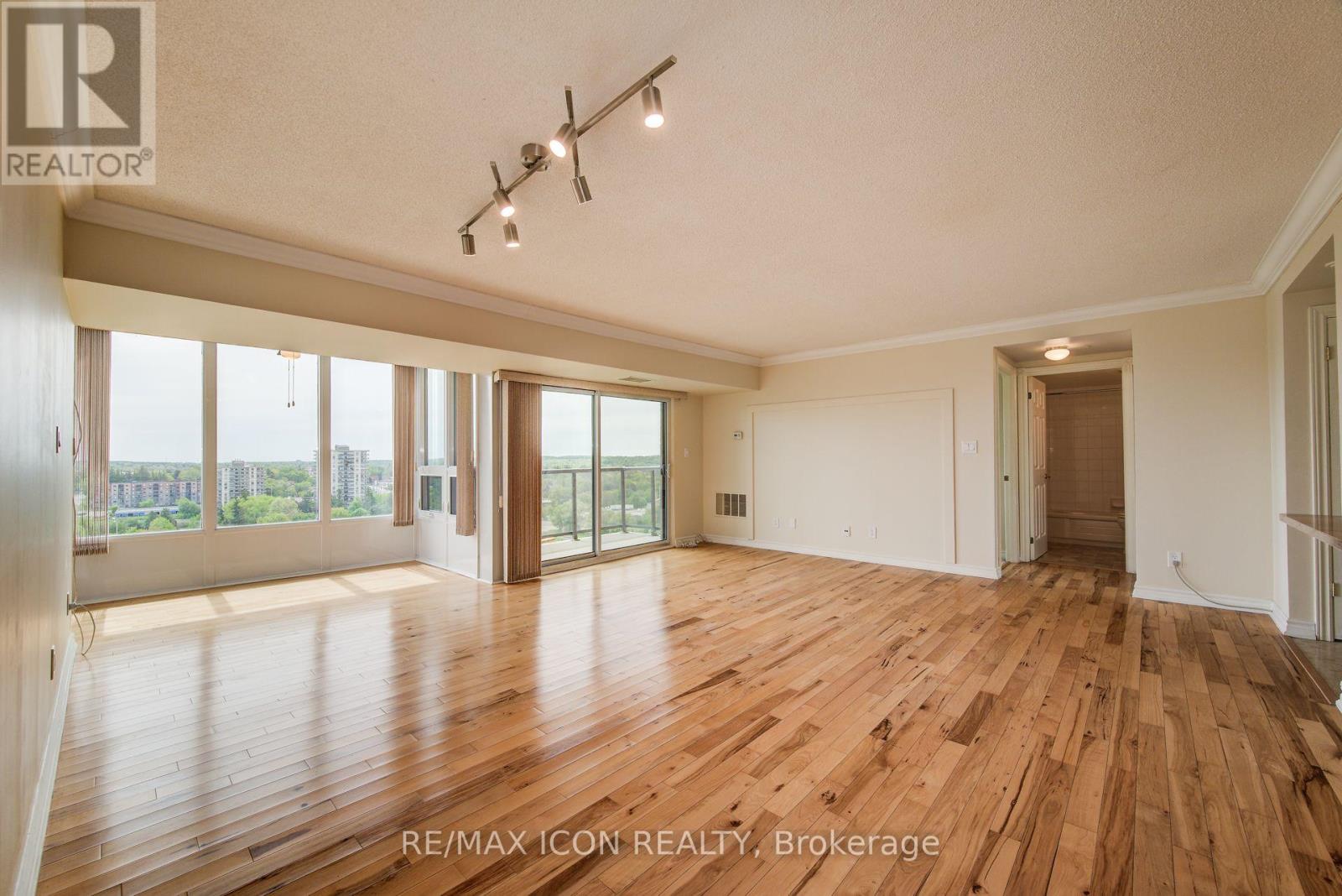 901 - 237 King Street W, Cambridge, Ontario  N3H 5L2 - Photo 6 - X12430961
