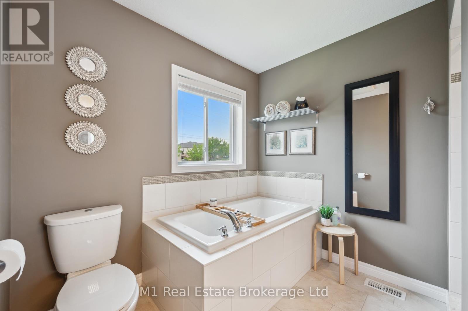 12 Oakes Court, Guelph, Ontario  N1E 0J6 - Photo 26 - X12246231
