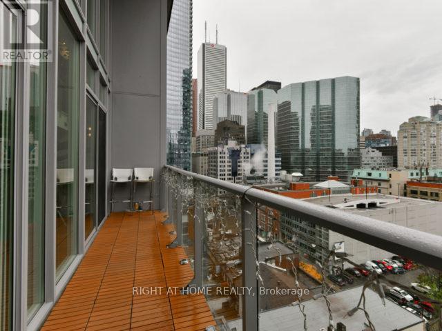 Lph02 - 21 Nelson Street, Toronto, Ontario  M5V 1T8 - Photo 12 - C12430972