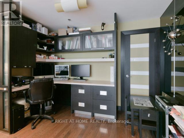 Lph02 - 21 Nelson Street, Toronto, Ontario  M5V 1T8 - Photo 13 - C12430972