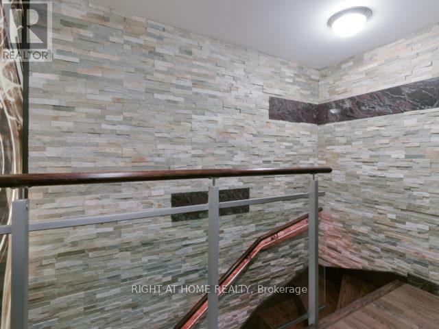 Lph02 - 21 Nelson Street, Toronto, Ontario  M5V 1T8 - Photo 16 - C12430972