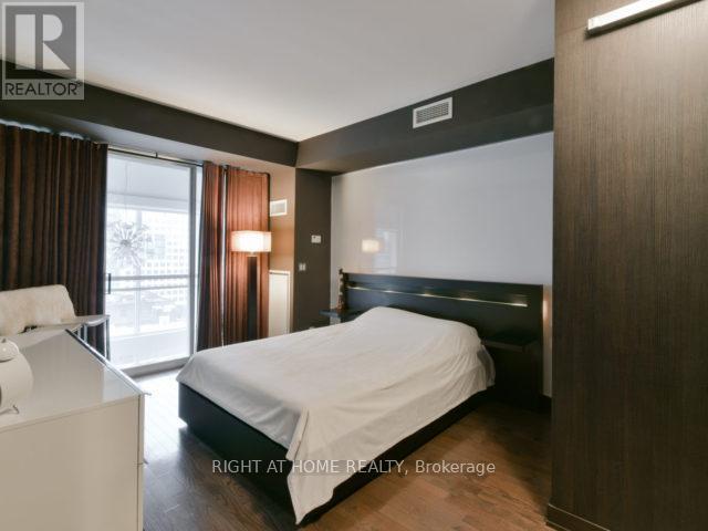 Lph02 - 21 Nelson Street, Toronto, Ontario  M5V 1T8 - Photo 17 - C12430972