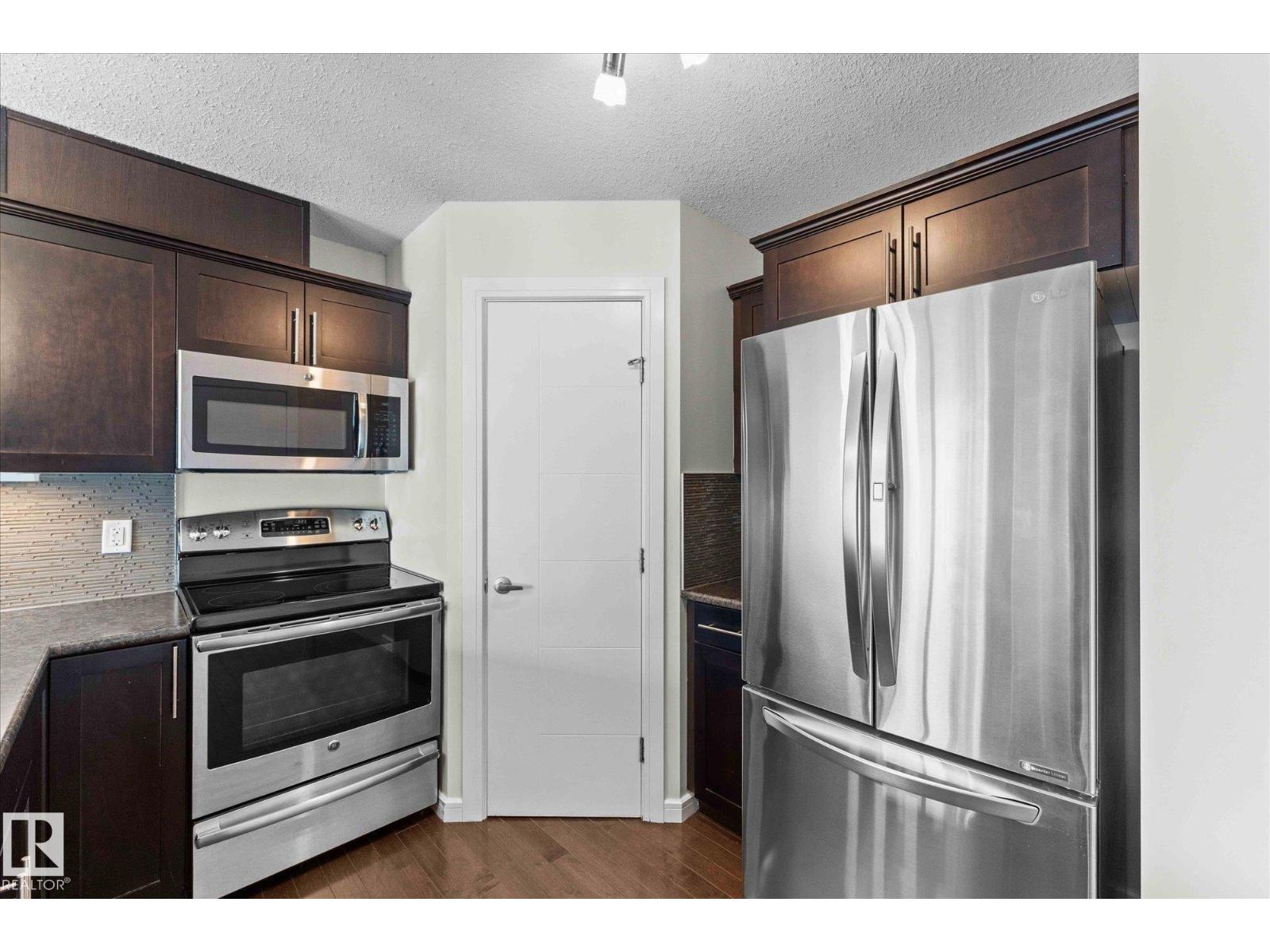 527 Chappelle Dr Sw, Edmonton, Alberta  T6W 2B4 - Photo 10 - E4459897