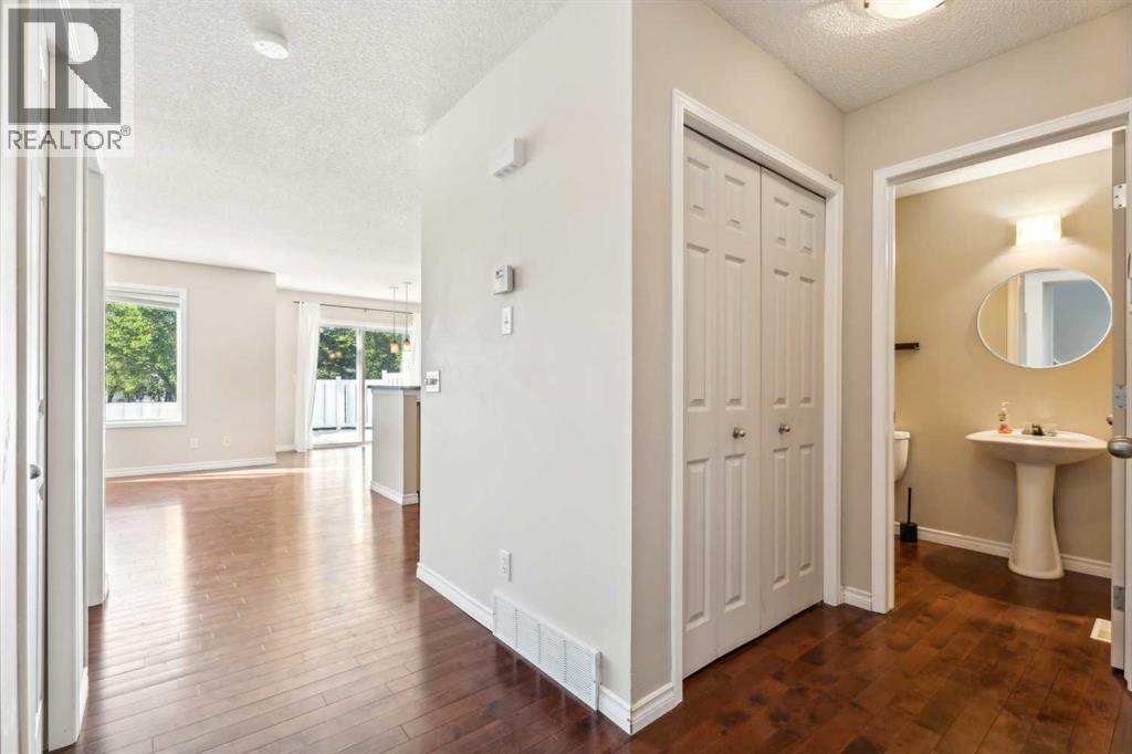 73 Rocky Ridge Heath Nw, Calgary, Alberta  T3G 4Z7 - Photo 11 - A2260611