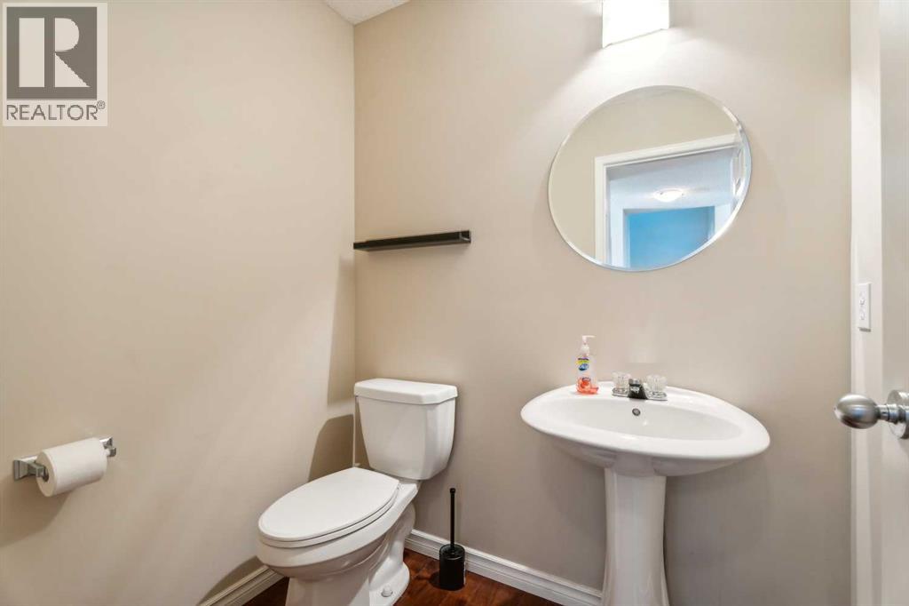 73 Rocky Ridge Heath Nw, Calgary, Alberta  T3G 4Z7 - Photo 12 - A2260611