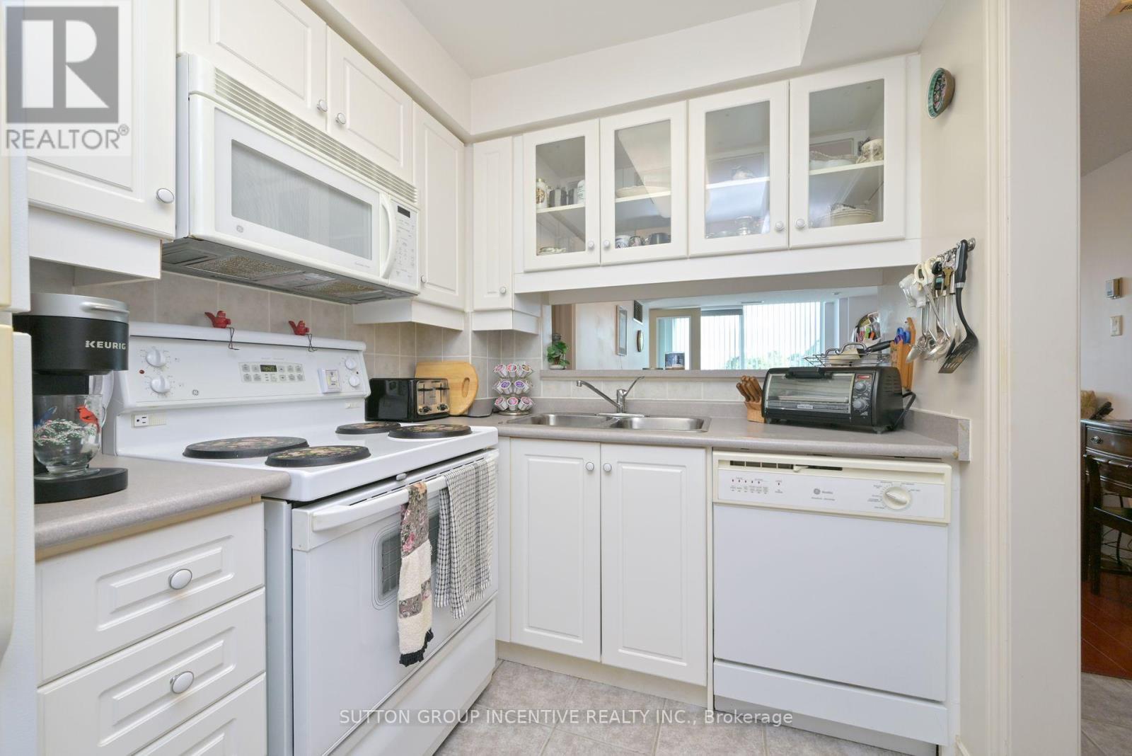 311 - 4 Briar Hill Heights, New Tecumseth, Ontario  L9R 1Z7 - Photo 13 - N12430973