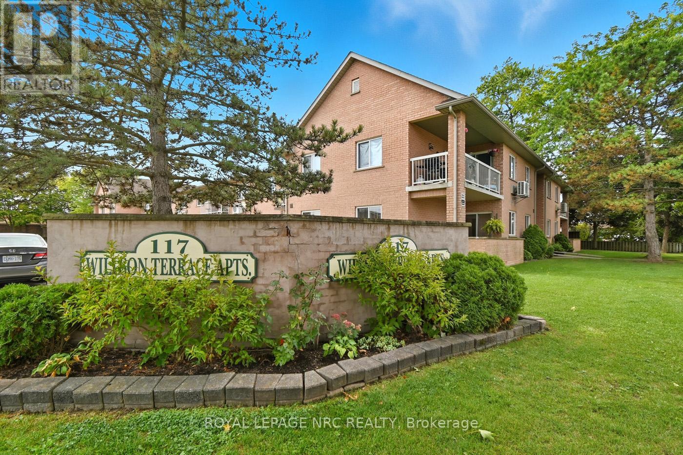 9 - 117 Willson Road, Welland (Prince Charles), Ontario  L3C 2T4 - Photo 1 - X12430981