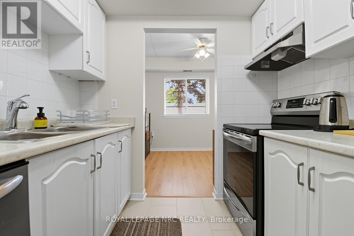 9 - 117 Willson Road, Welland (Prince Charles), Ontario  L3C 2T4 - Photo 15 - X12430981