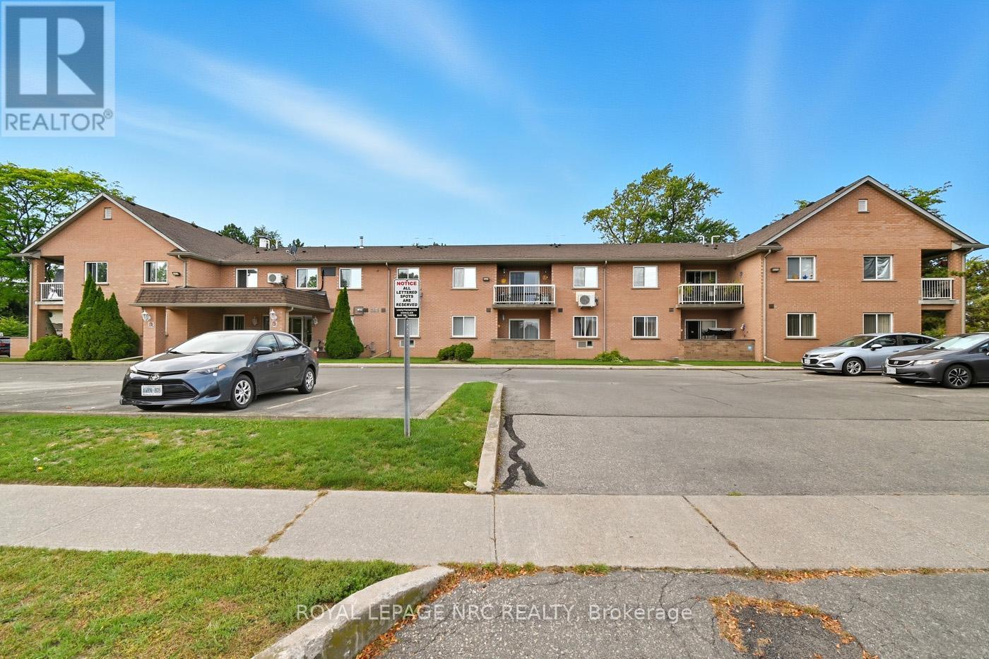 9 - 117 Willson Road, Welland (Prince Charles), Ontario  L3C 2T4 - Photo 2 - X12430981