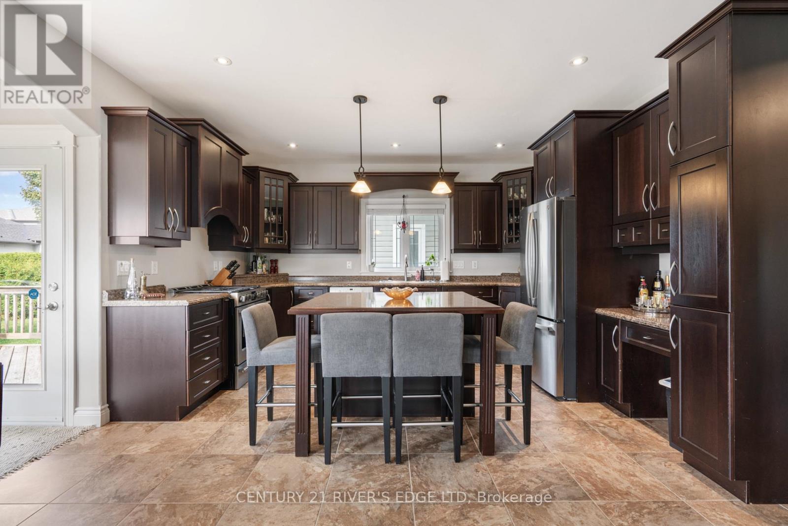 414 Brock Street, Brockville, Ontario  K6V 7A1 - Photo 13 - X12430980