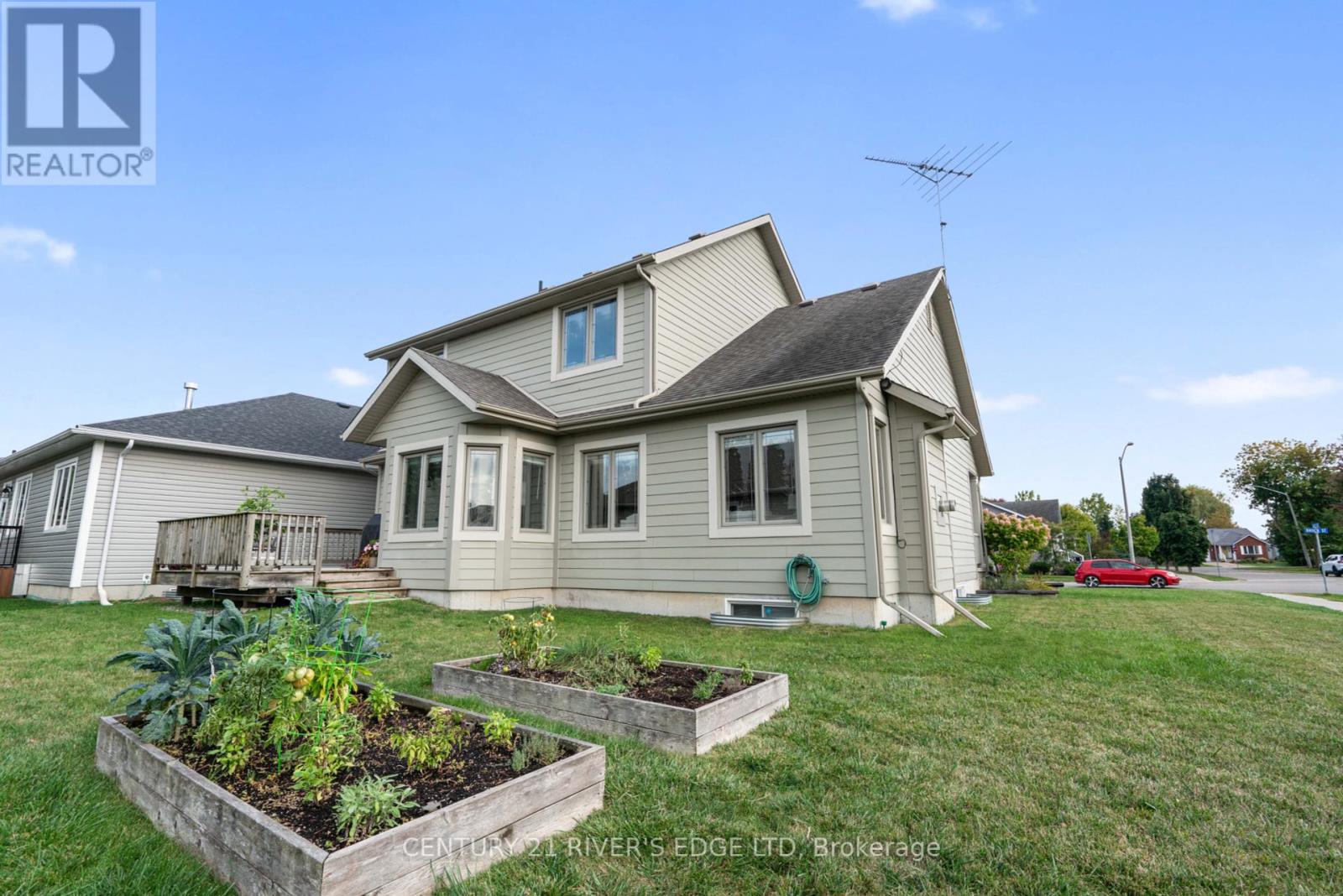 414 Brock Street, Brockville, Ontario  K6V 7A1 - Photo 37 - X12430980