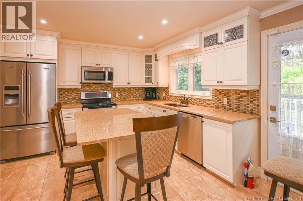 163 Grande-Allée Lane, Caraquet, New Brunswick  E1W 1A5 - Photo 22 - NB127471