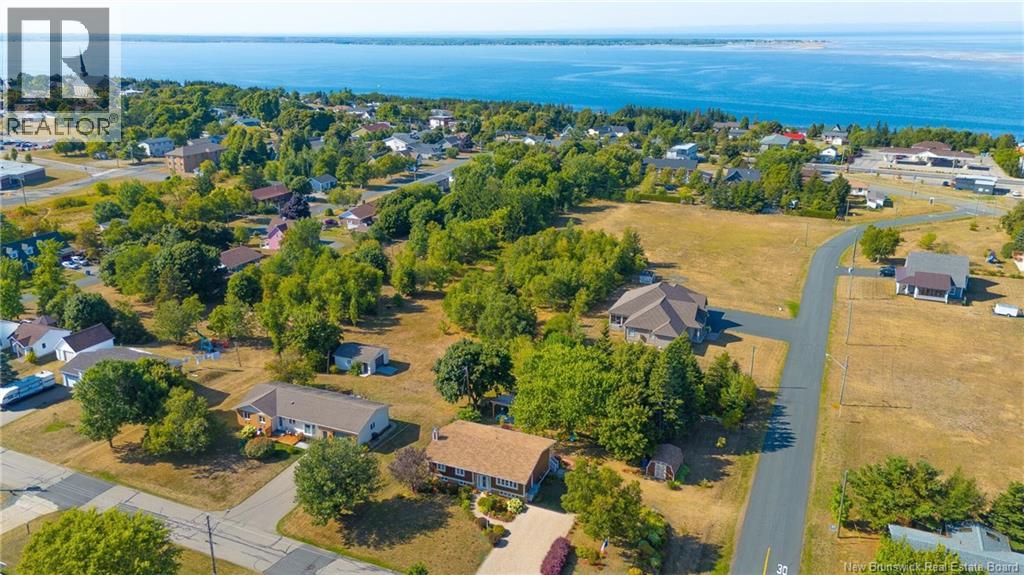 163 Grande-Allée Lane, Caraquet, New Brunswick  E1W 1A5 - Photo 12 - NB127471