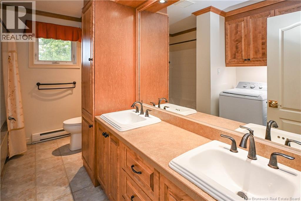 163 Grande-Allée Lane, Caraquet, New Brunswick  E1W 1A5 - Photo 33 - NB127471