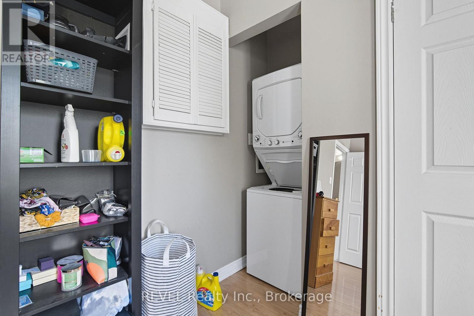 72 & 74 Merritt Street, St. Catharines (Burleigh Hill), Ontario  L2T 1J5 - Photo 29 - X12430989