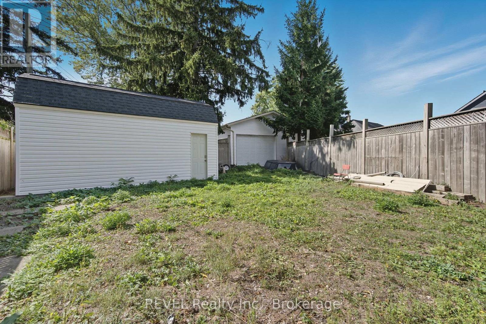 72 & 74 Merritt Street, St. Catharines (Burleigh Hill), Ontario  L2T 1J5 - Photo 32 - X12430989
