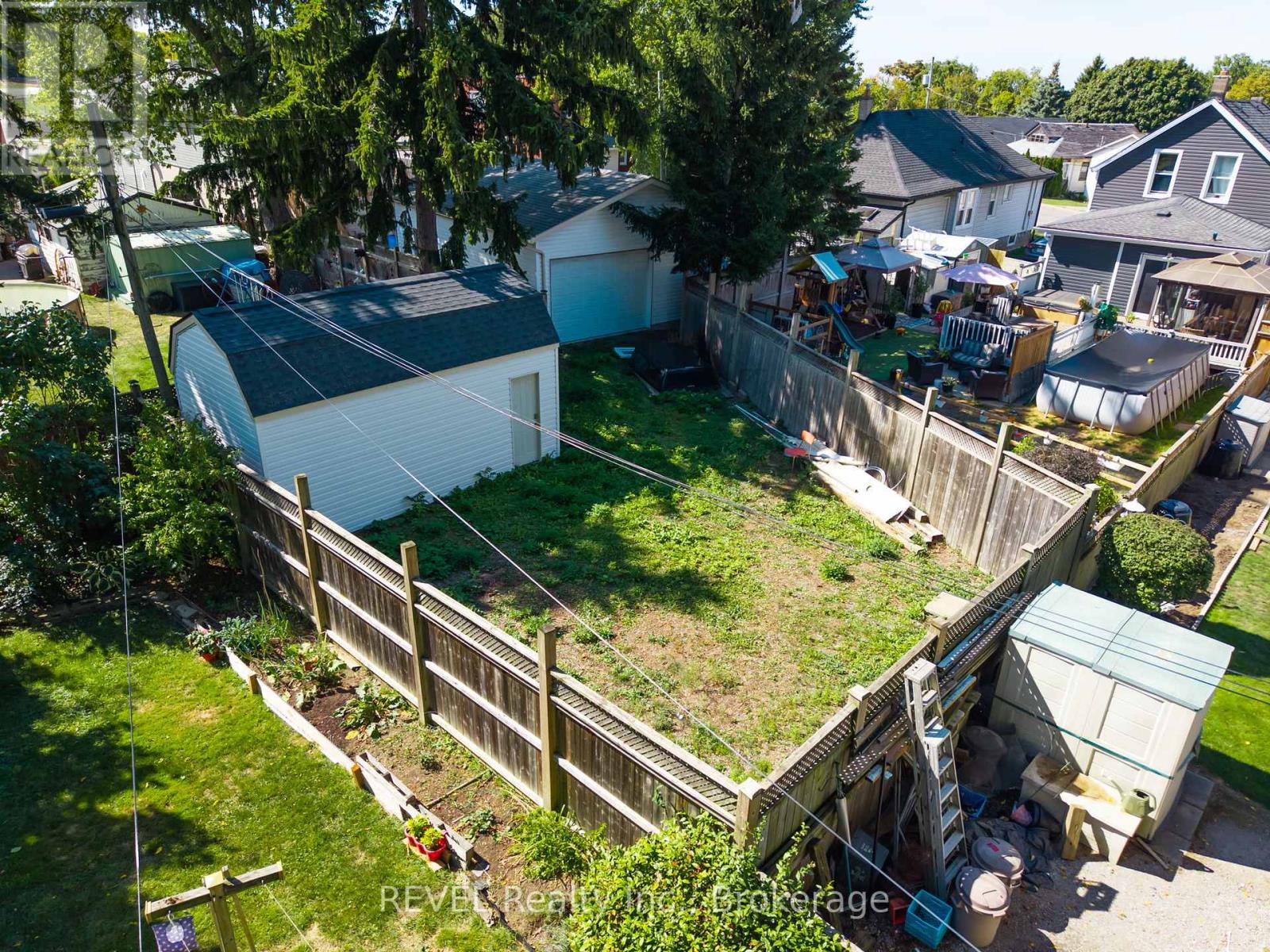 72 & 74 Merritt Street, St. Catharines (Burleigh Hill), Ontario  L2T 1J5 - Photo 33 - X12430989