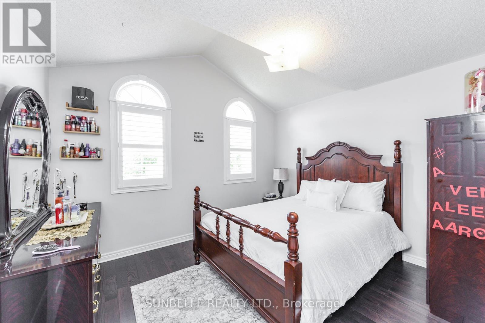38 Sunny Glen Crescent, Brampton, Ontario  L7A 2C6 - Photo 25 - W12430765