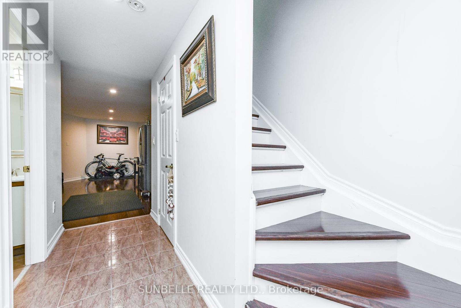 38 Sunny Glen Crescent, Brampton, Ontario  L7A 2C6 - Photo 33 - W12430765