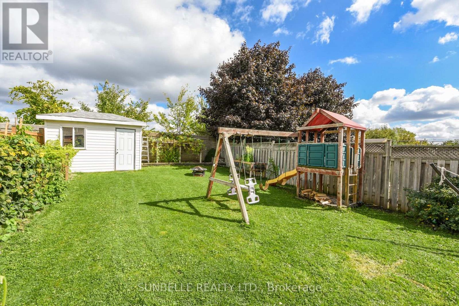 38 Sunny Glen Crescent, Brampton, Ontario  L7A 2C6 - Photo 44 - W12430765