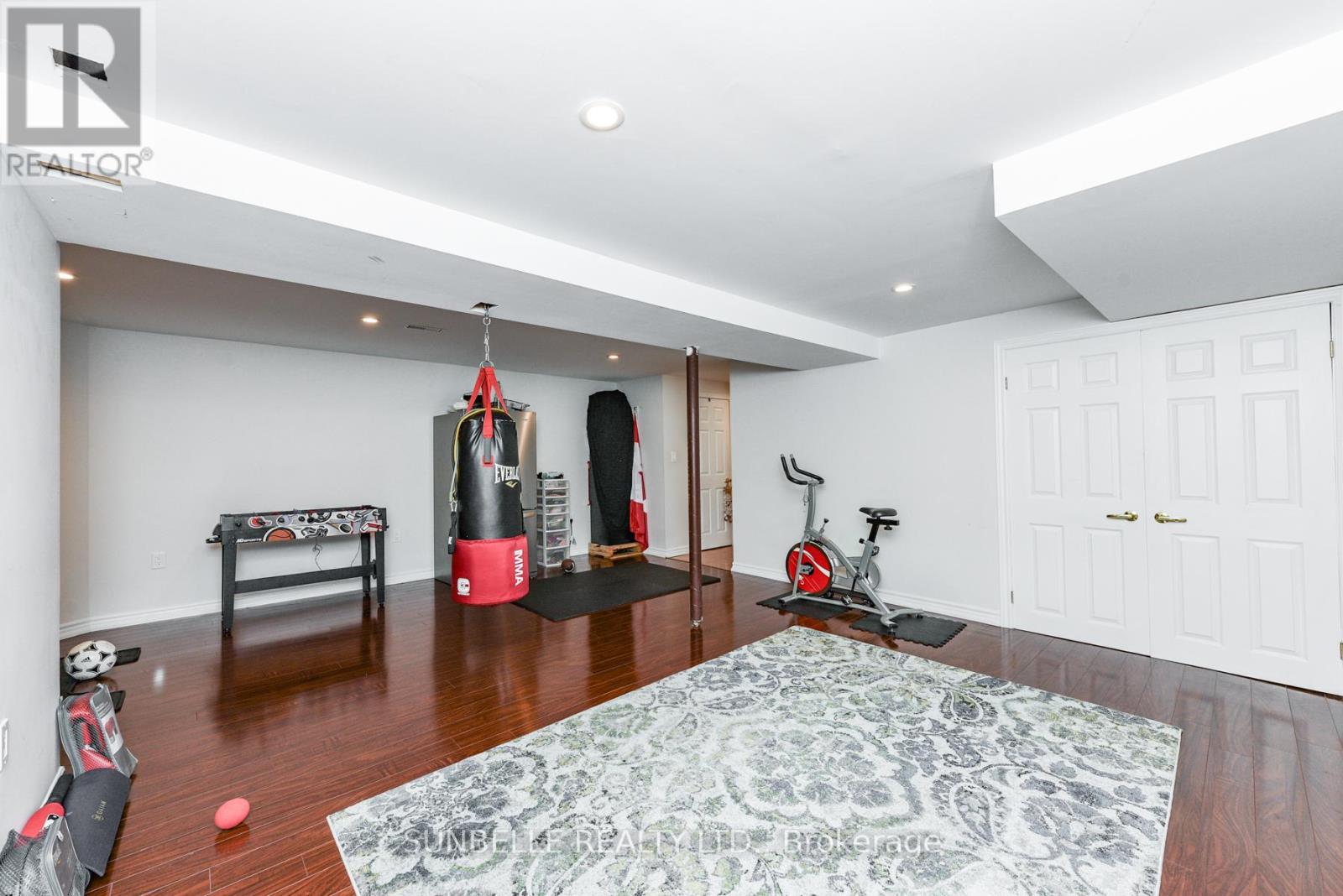 38 Sunny Glen Crescent, Brampton, Ontario  L7A 2C6 - Photo 34 - W12430765