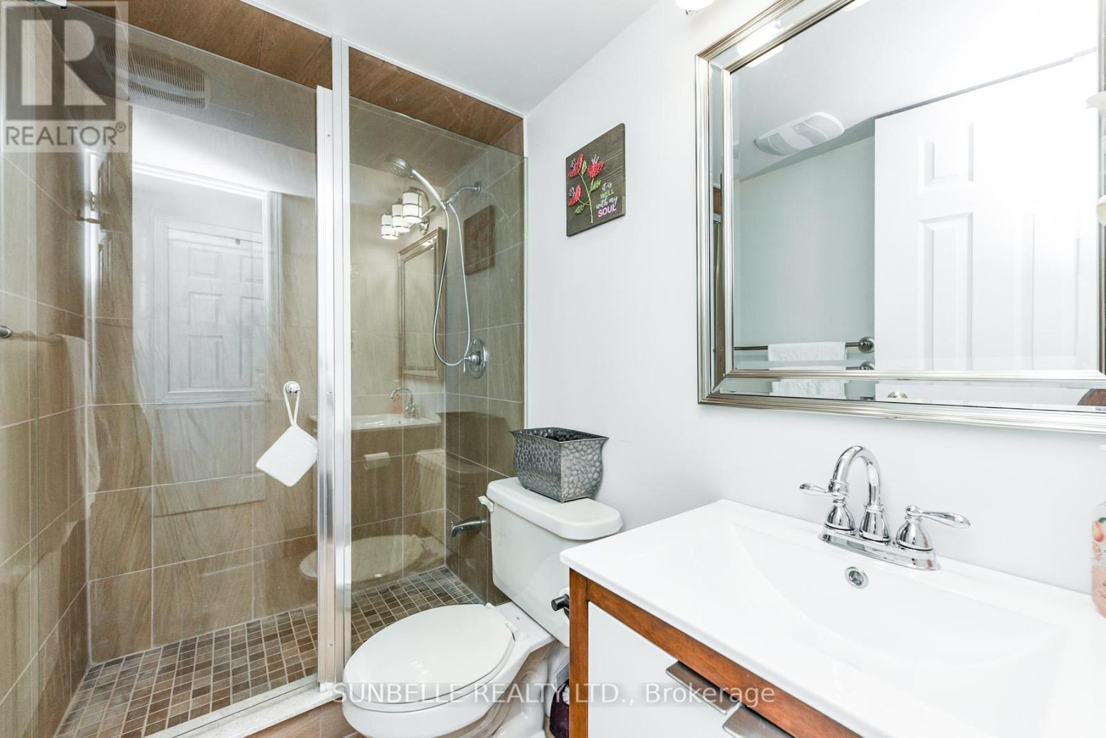 38 Sunny Glen Crescent, Brampton, Ontario  L7A 2C6 - Photo 38 - W12430765