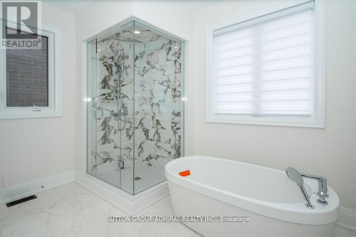 42 Solar Street, Richmond Hill, Ontario  L4C 5G9 - Photo 33 - N12395827