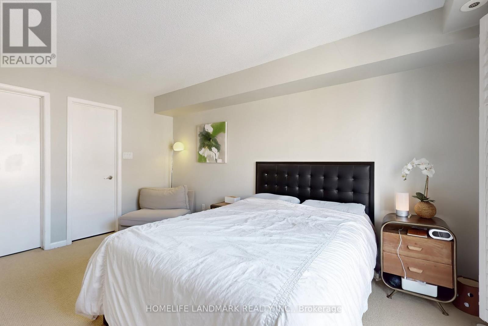 310 - 60 Joe Shuster Way, Toronto, Ontario  M6K 1Y8 - Photo 11 - W12430985