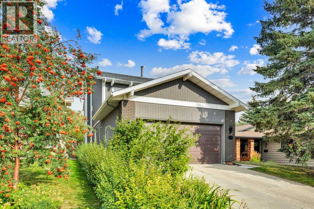 235 Coachwood Crescent SW, Calgary, Alberta