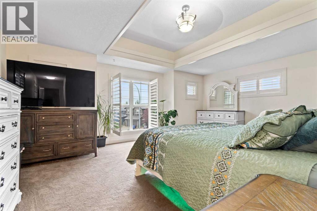 36 Cranarch Bay, Calgary, Alberta  T3M 0W6 - Photo 19 - A2260613