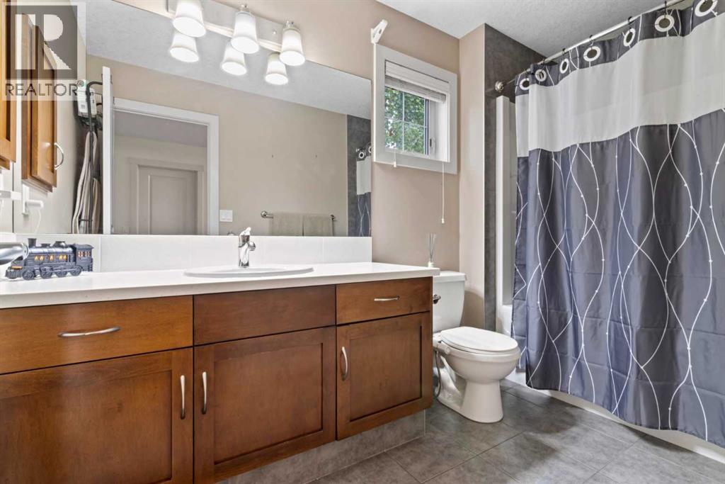 36 Cranarch Bay, Calgary, Alberta  T3M 0W6 - Photo 24 - A2260613