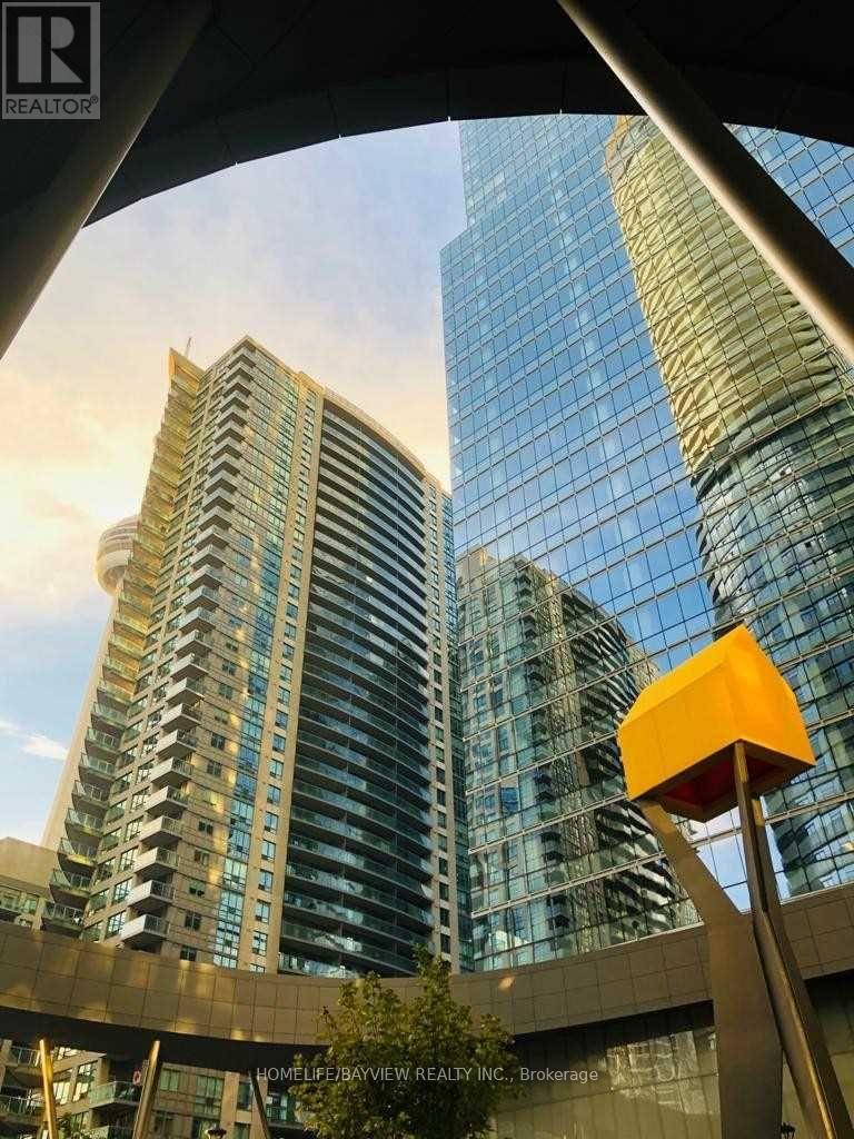1605 - 12 YORK STREET, Toronto, Ontario