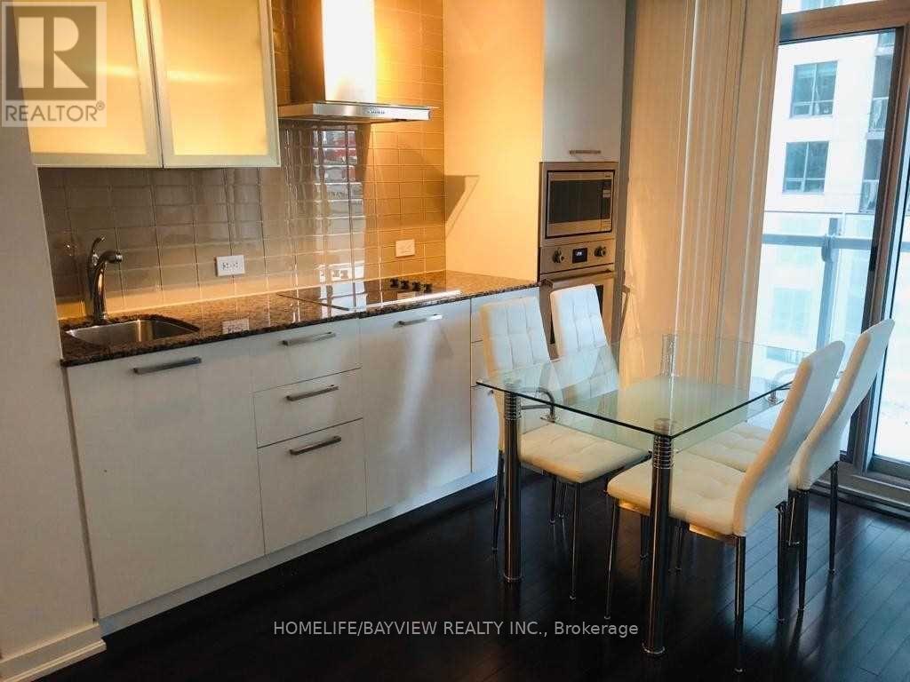 1605 - 12 York Street, Toronto, Ontario  M5J 2Z2 - Photo 6 - C12430995