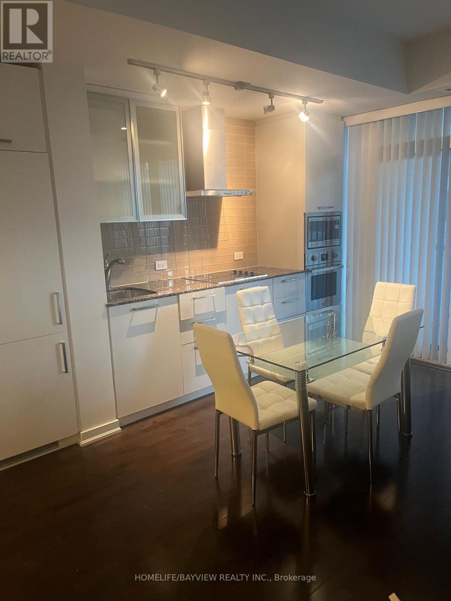 1605 - 12 York Street, Toronto, Ontario  M5J 2Z2 - Photo 7 - C12430995