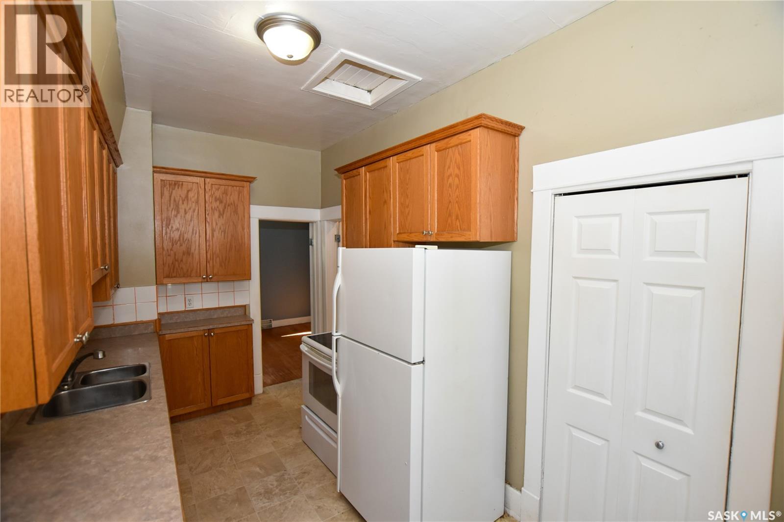 614 Ominica Street E, Moose Jaw, Saskatchewan  S6H 0H5 - Photo 10 - SK019542